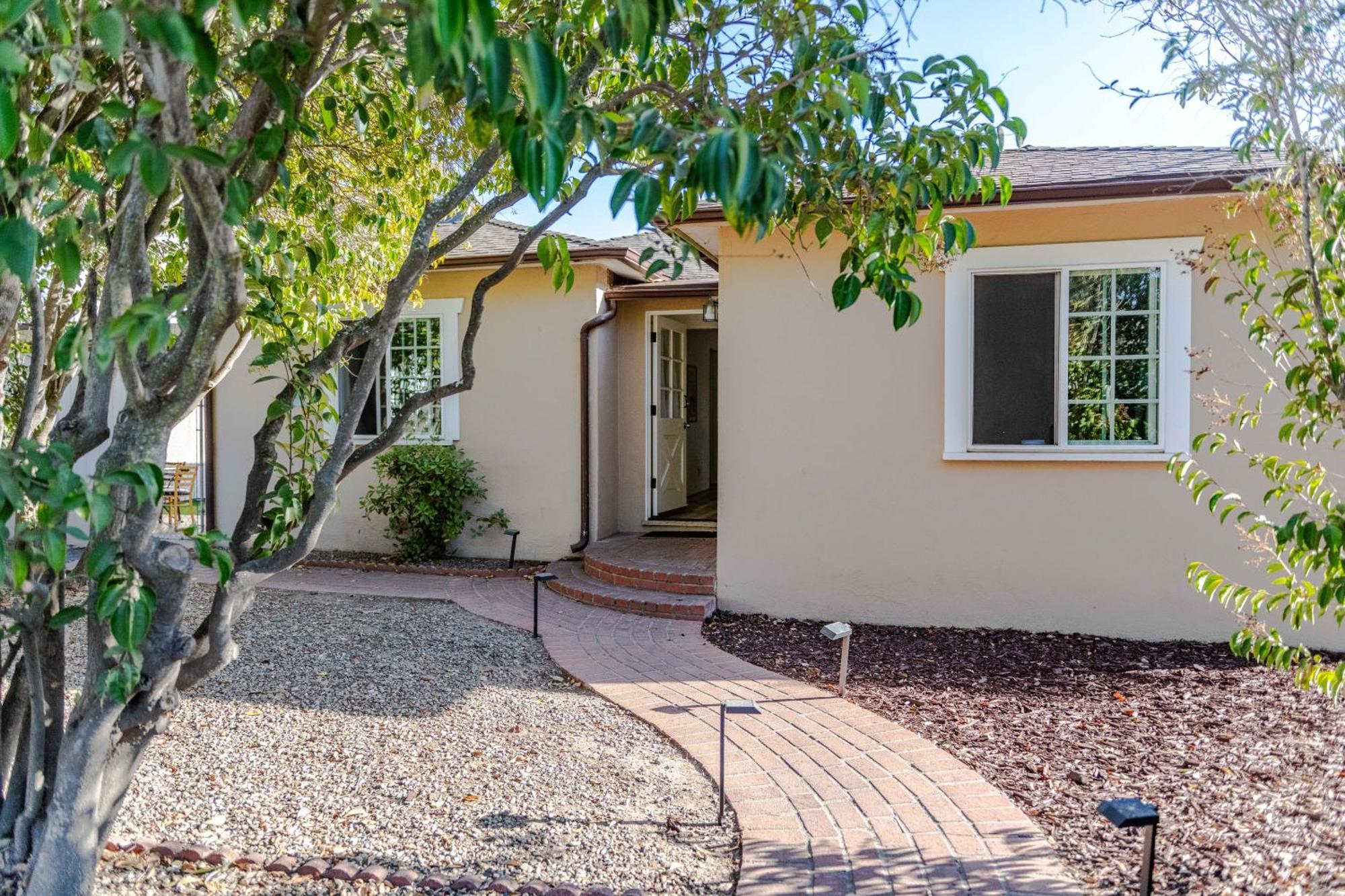 Copenhagen Cottage Solvang Exterior photo
